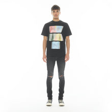 Load image into Gallery viewer, NOVELTY TEE &quot;BLUR&quot; IN BLACK
