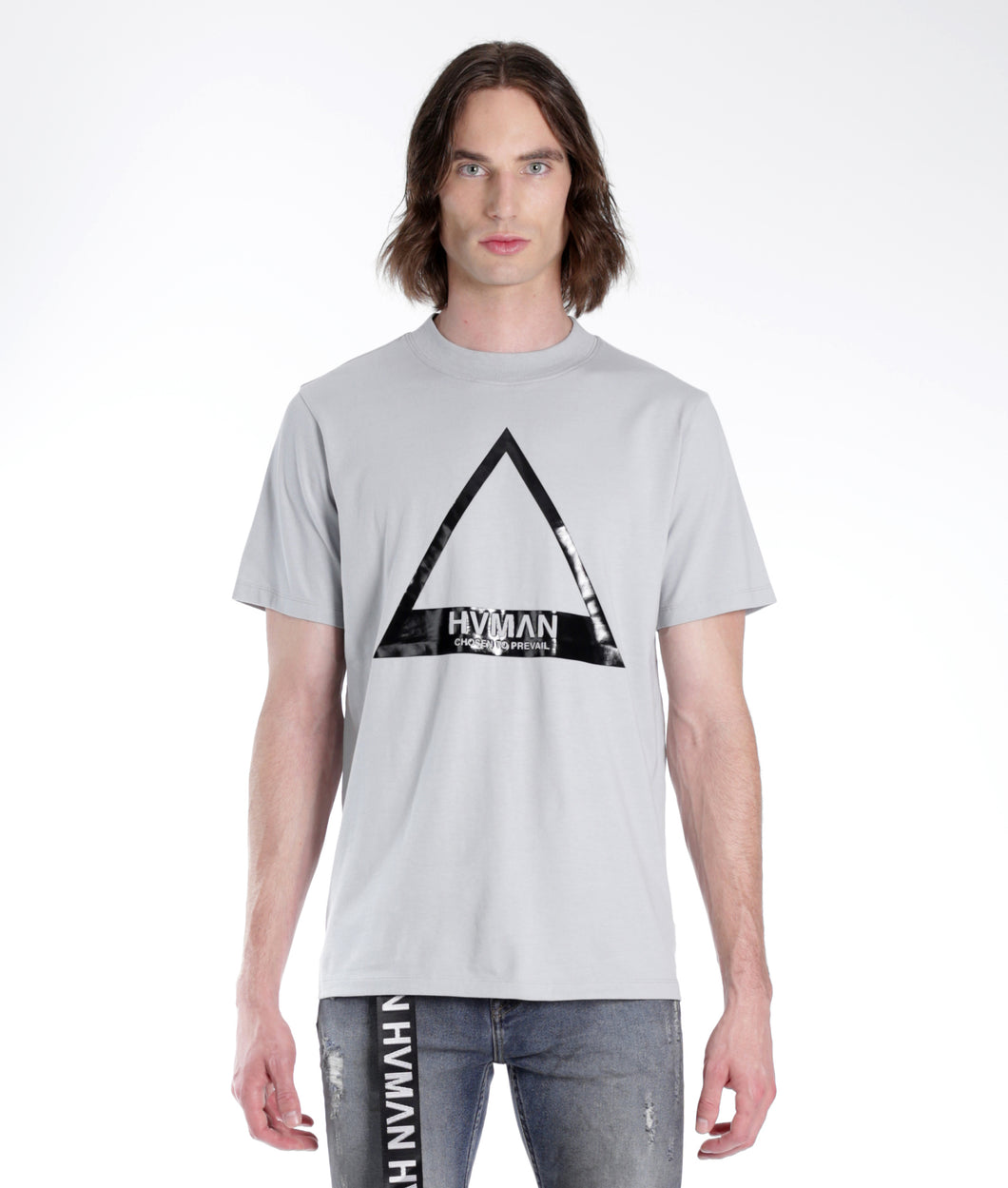 TRIANGLE LOGO TEE IN GHOST