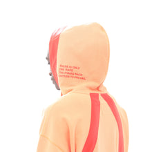 Load image into Gallery viewer, PULLOVER SWEATSHIRT IN APRICOT
