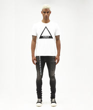 Load image into Gallery viewer, TRIANGLE LOGO TEE IN WHITE
